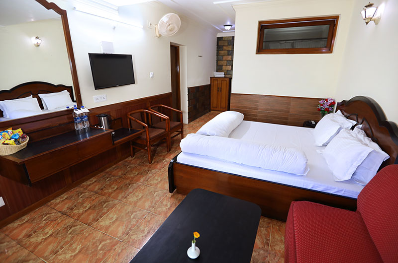 Deluxe Family Suite at Hotel Vishnu Palace